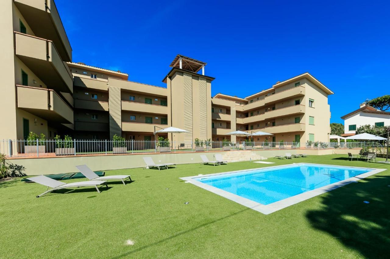 Residence San Francesco Tirrenia Eksteriør bilde